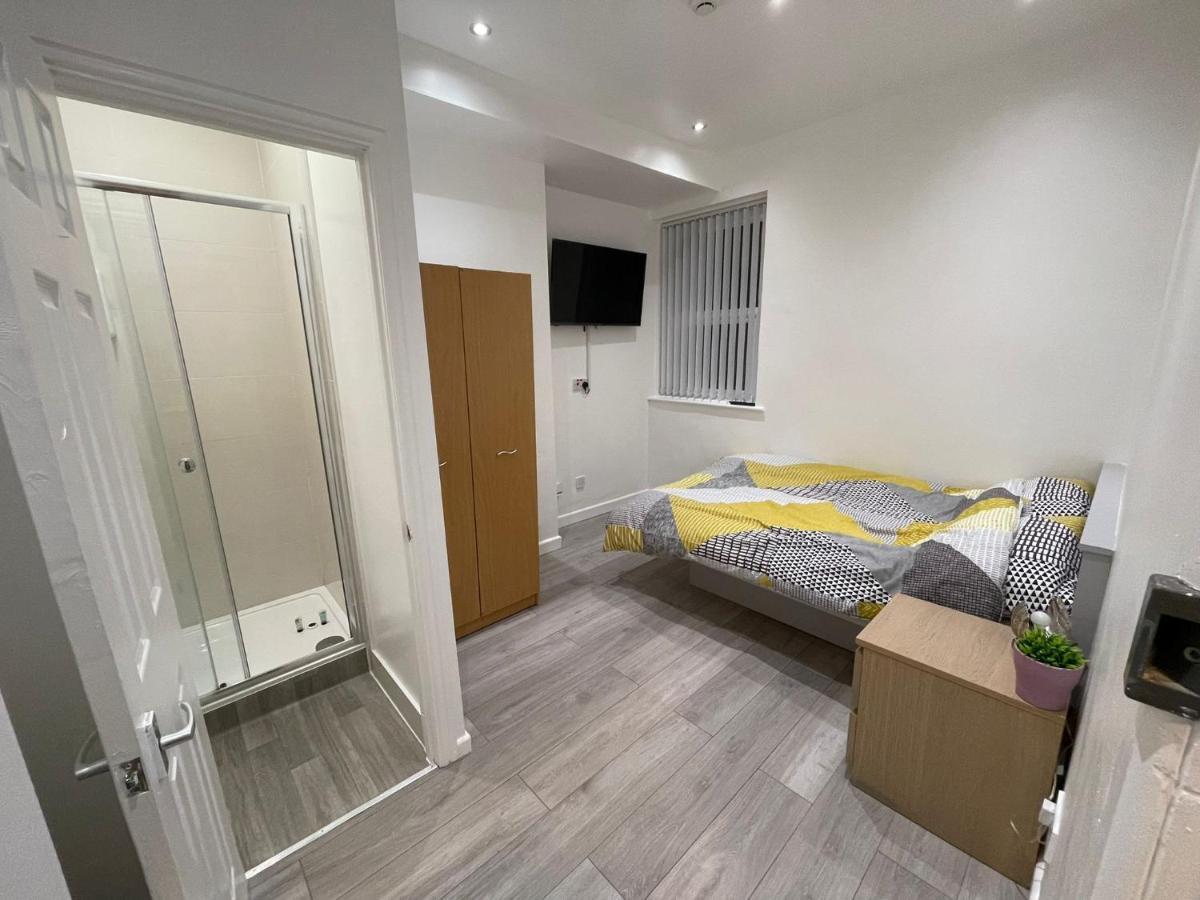 Selection Of Stylish Apartments Within Walking Distance Of Cardiff City Centre Zewnętrze zdjęcie